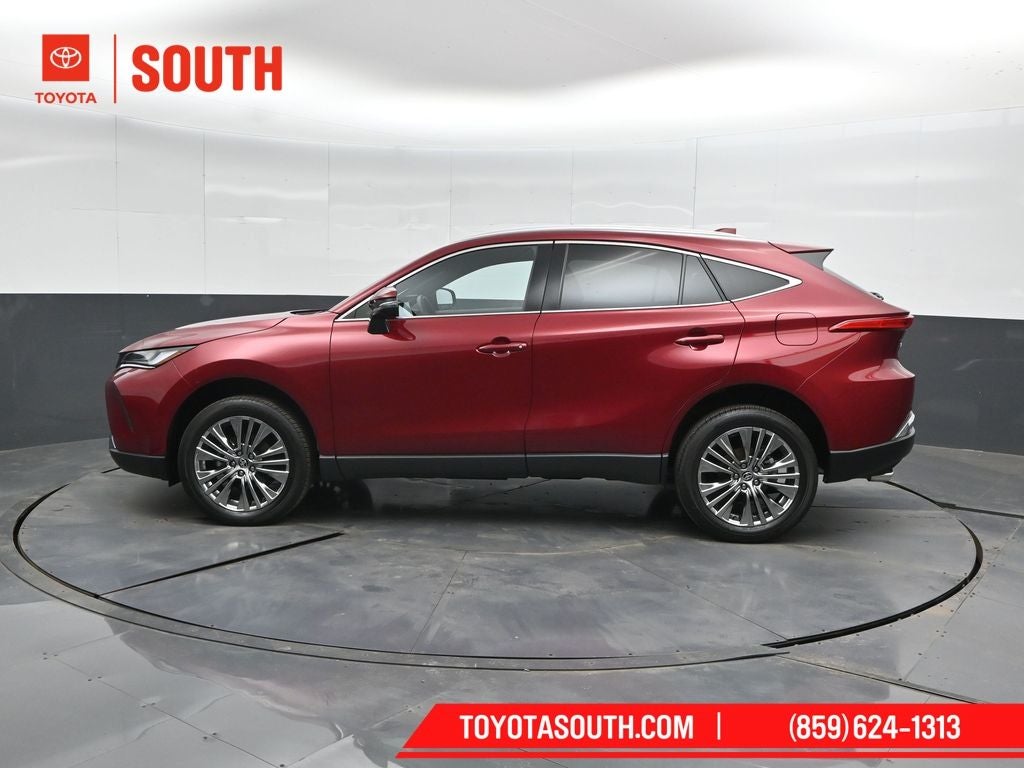 2023 Toyota Venza XLE