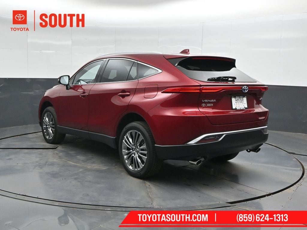 2023 Toyota Venza XLE