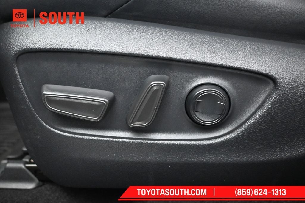 2024 Toyota Venza Nightshade