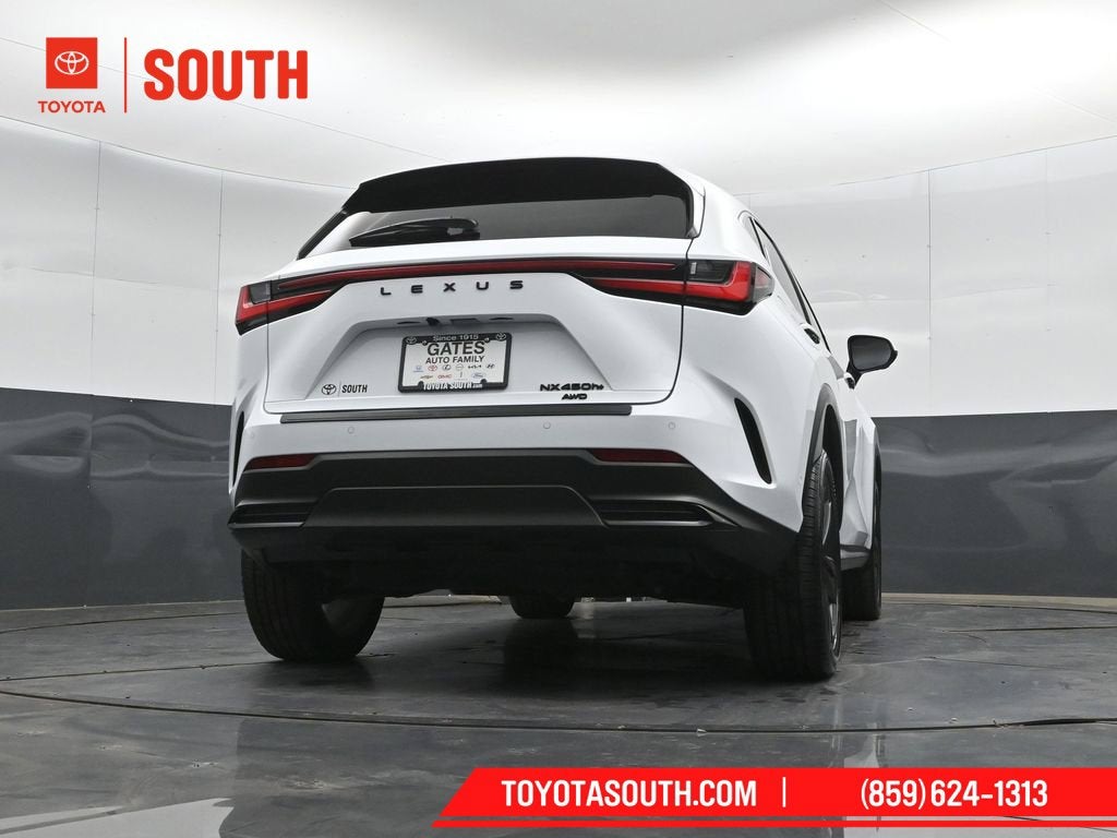 2026 Lexus NX 450h+ Luxury
