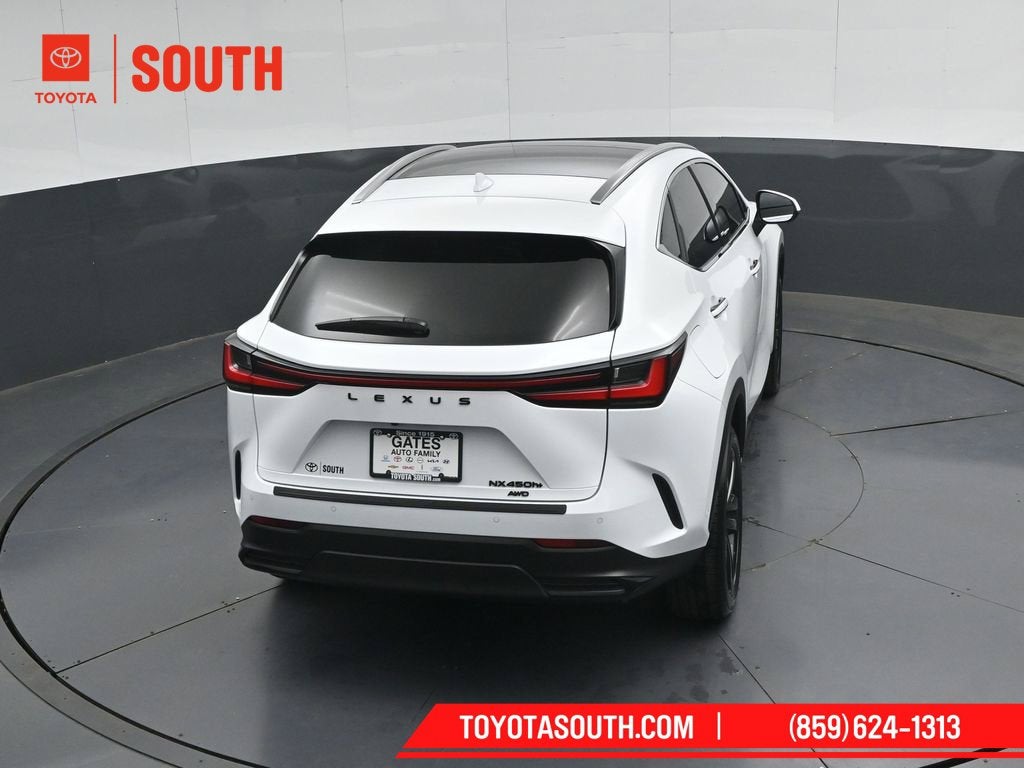 2026 Lexus NX 450h+ Luxury
