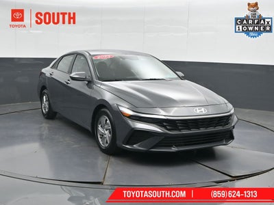 2025 Hyundai Elantra SE