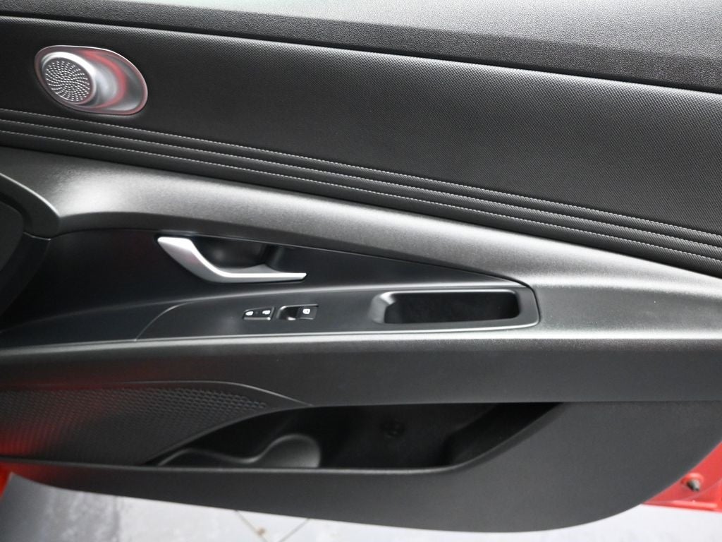 2022 Hyundai Elantra Limited