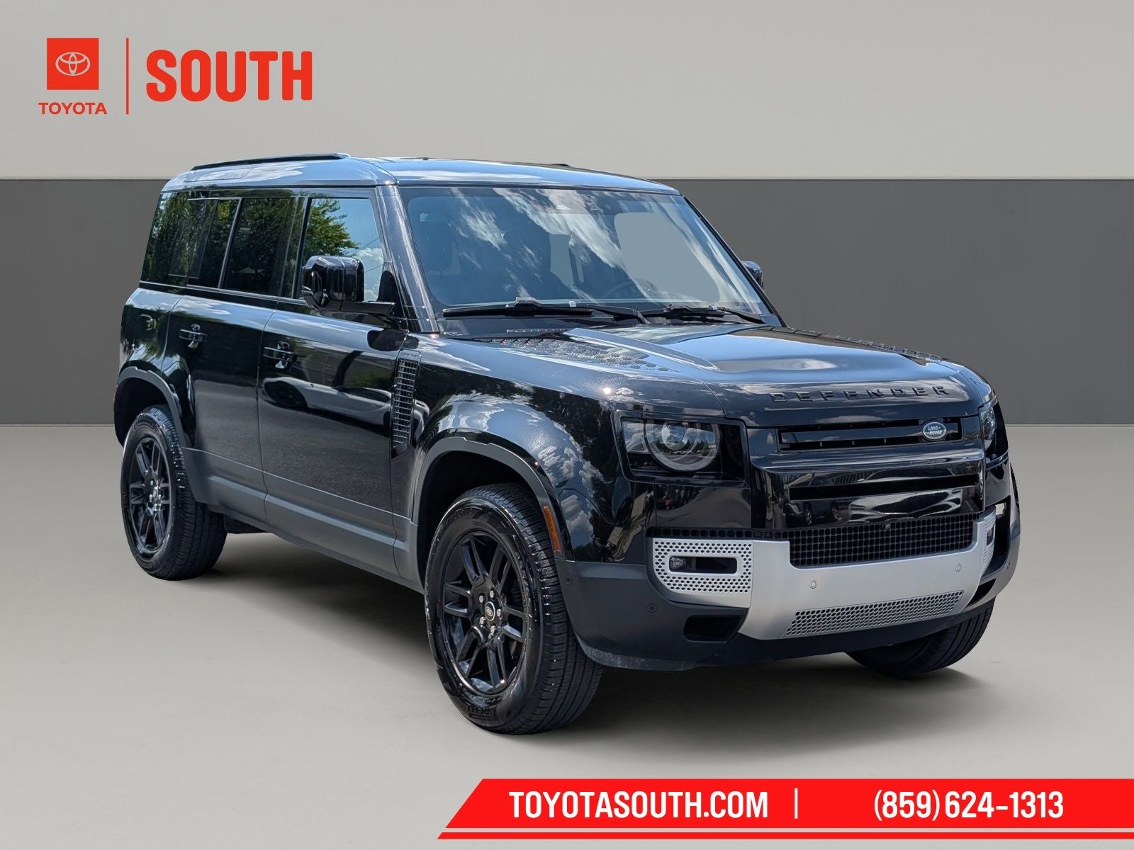 2025 Land Rover Defender 110 S