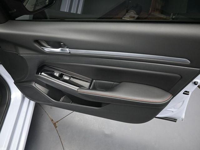 2024 Nissan Altima 2.0 SR