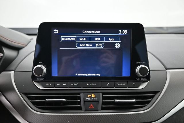 2025 Nissan Altima 2.5 SR
