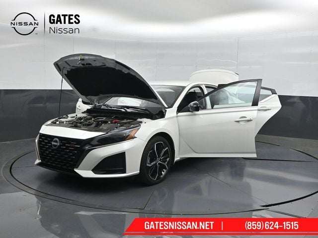 2025 Nissan Altima 2.5 SR
