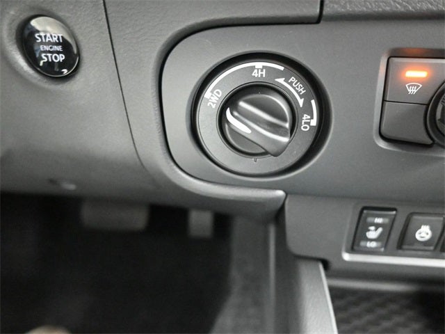 2026 Nissan Frontier Crew Cab SV