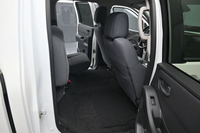 2023 Nissan Frontier S