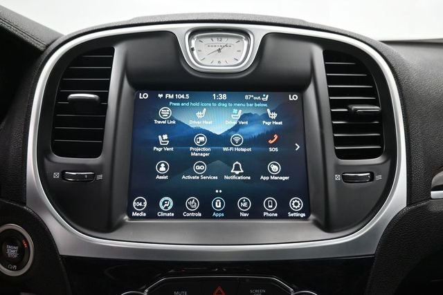 2022 Chrysler 300 Touring