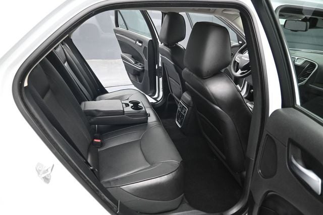 2022 Chrysler 300 Touring