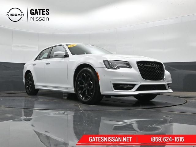 2022 Chrysler 300 Touring