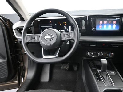 2025 Nissan Kicks S