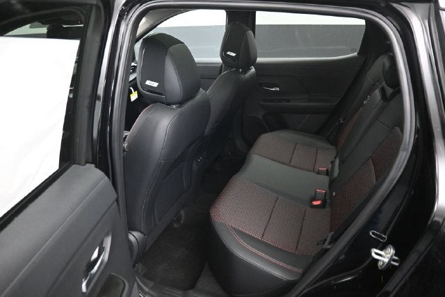 2027 Nissan Kicks SR