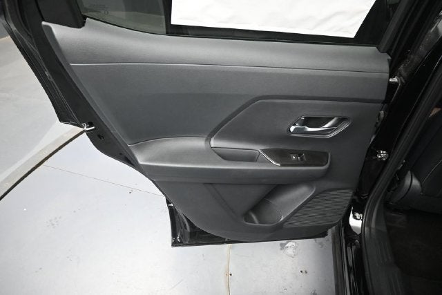 2027 Nissan Kicks SR