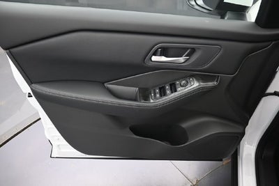 2027 Nissan Rogue SV