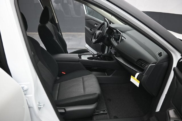 2027 Nissan Rogue SV