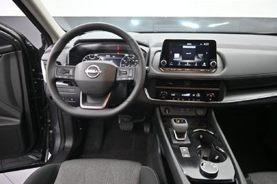 2027 Nissan Rogue SV