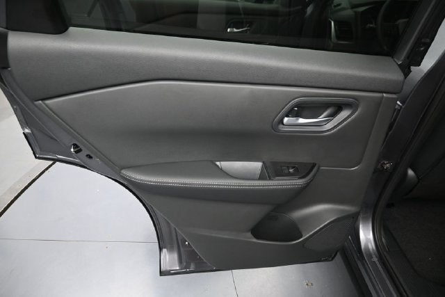 2027 Nissan Rogue SV