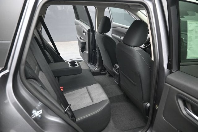 2027 Nissan Rogue SV