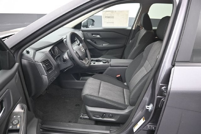 2027 Nissan Rogue SV
