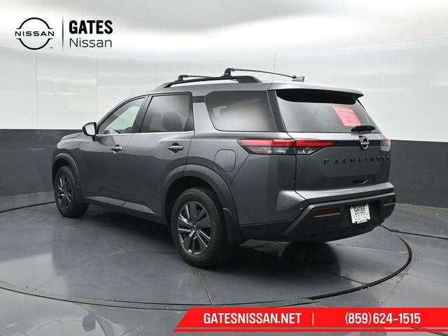 2023 Nissan Pathfinder SV
