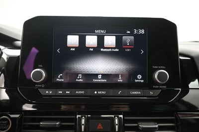 2024 Nissan Pathfinder SV