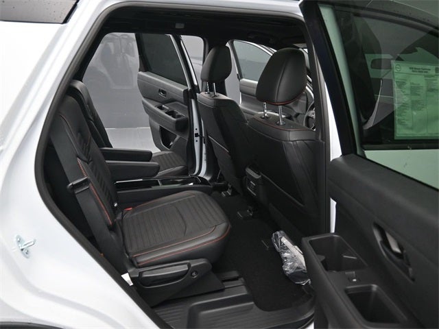 2026 Nissan Pathfinder Rock Creek®