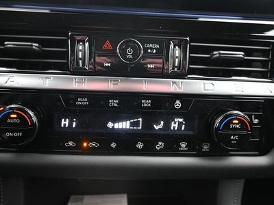 2026 Nissan Pathfinder SL