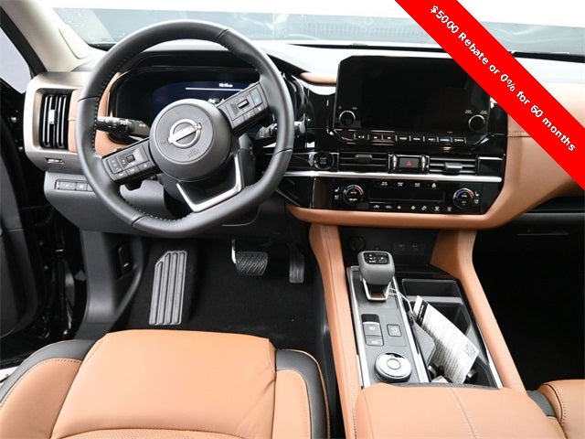 2025 Nissan Pathfinder Platinum