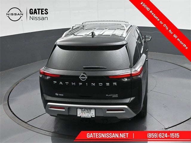 2025 Nissan Pathfinder Platinum