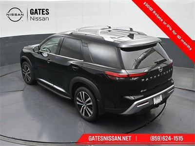2025 Nissan Pathfinder Platinum