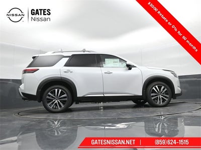 2025 Nissan Pathfinder Platinum