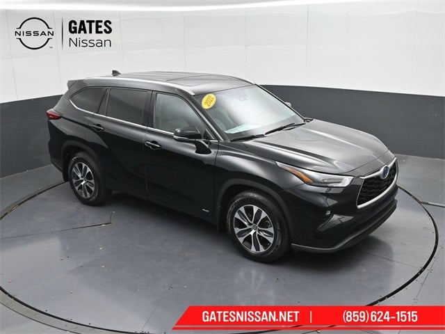2022 Toyota Highlander Hybrid XLE