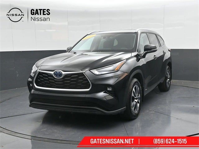 2022 Toyota Highlander Hybrid XLE