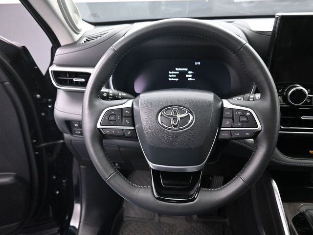 2024 Toyota Highlander Platinum