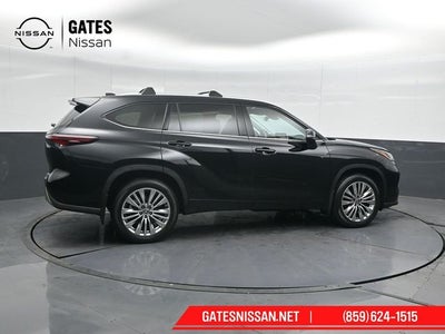2024 Toyota Highlander Platinum