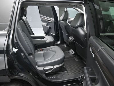2024 Toyota Highlander Platinum