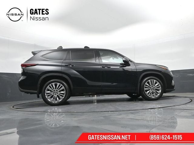 2024 Toyota Highlander Platinum