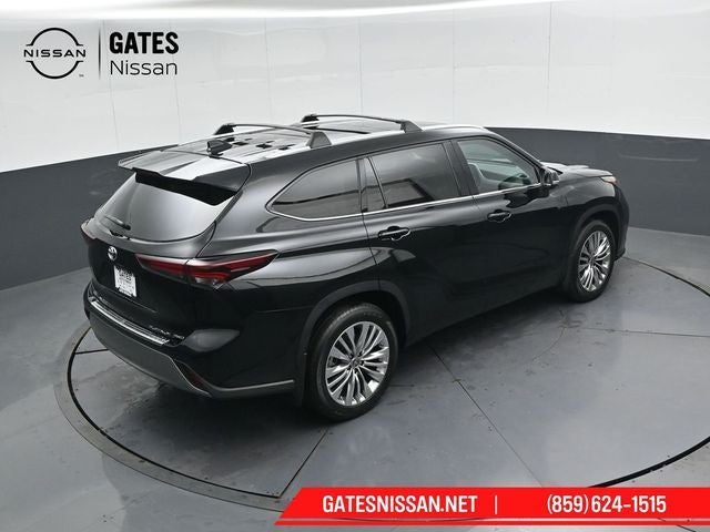2024 Toyota Highlander Platinum