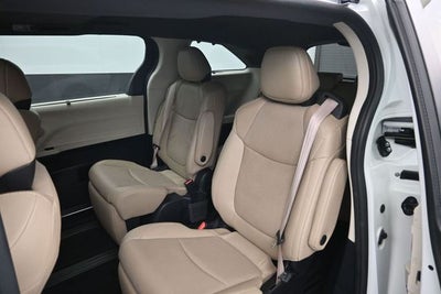 2021 Toyota Sienna Limited 7 Passenger