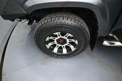2017 Toyota Tacoma SR