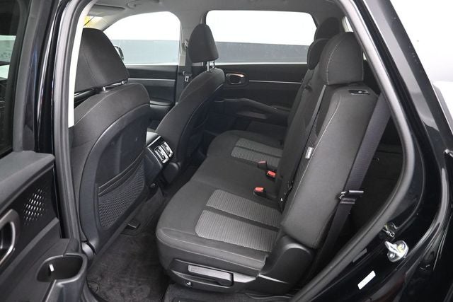 2024 Kia Sorento LX