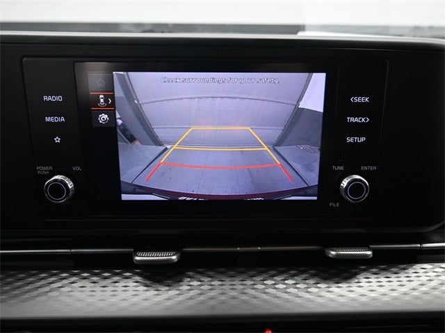 2023 Kia Carnival LX