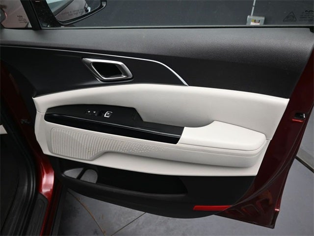 2023 Kia Carnival LX