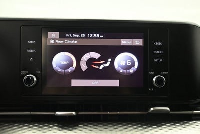 2023 Kia Carnival LX Seat Package