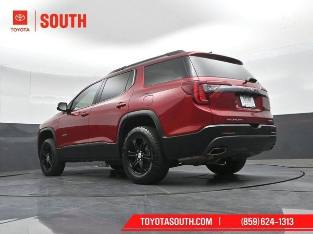 2022 GMC Acadia AT4