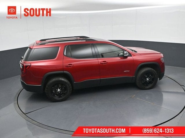 2022 GMC Acadia AT4