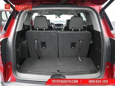 2022 GMC Acadia AT4