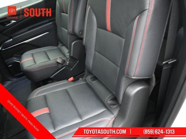 2024 Chevrolet Traverse AWD RS